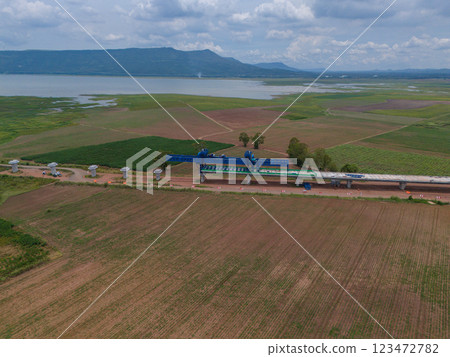 construction, engineer, road 123472782