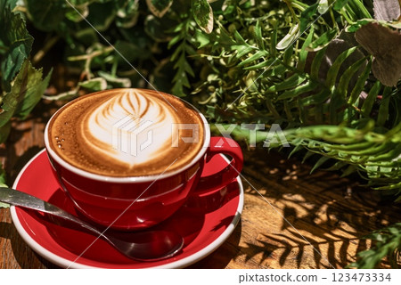 引人注目的咖啡拿鐵 123473334