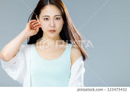 Female hair image 123473432