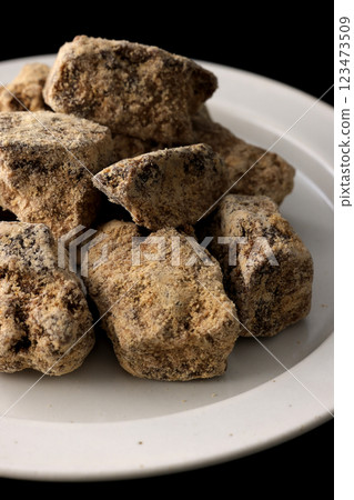 Brown sugar 123473509