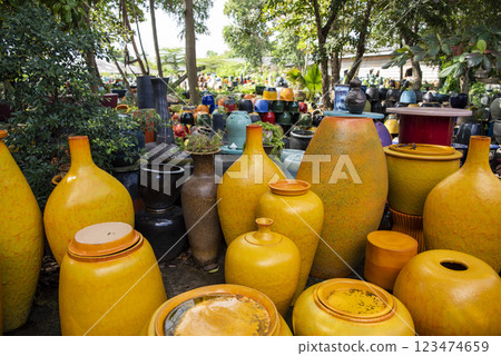 THAILAND RATCHABURI POTTERY CERAMICS SHOP 123474659