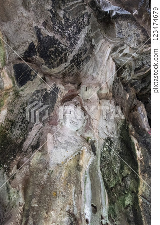 THAILAND RATCHABURI KHAO NGU CAVE 123474679