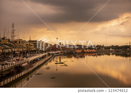 THAILAND RATCHABURI CITY CLOCK TOWER 123474812