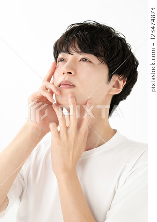 Men's beauty images 123474873