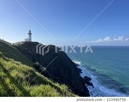 澳洲新南威爾斯州拜倫灣的燈塔 澳洲新南威爾斯州拜倫灣的燈塔 123480756
