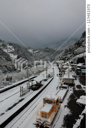 Snow-covered Iya in Tokushima Snow-covered Iya in Tokushima 123481970