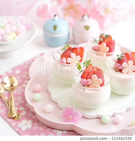 Spring Sweets Hinamatsuri Pudding Spring Sweets Hinamatsuri Pudding 123482589