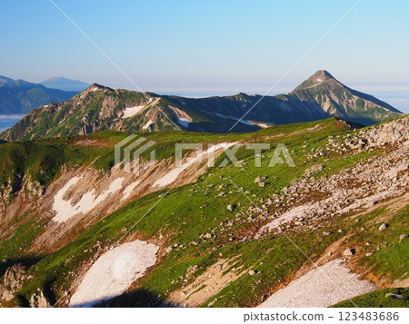 Mt. Kasagatake in summer as seen from Mt. Sugoroku 123483686