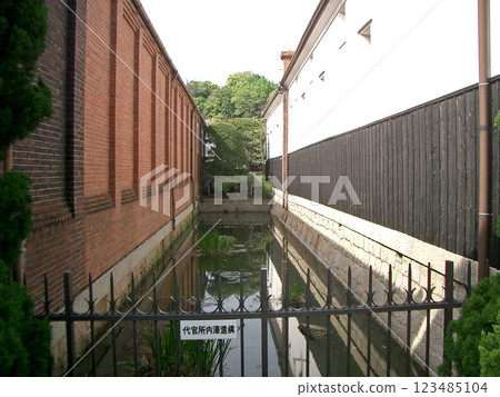 The remains of the magistrate's office in Ivy Square, Kurashiki, Okayama Prefecture 123485104
