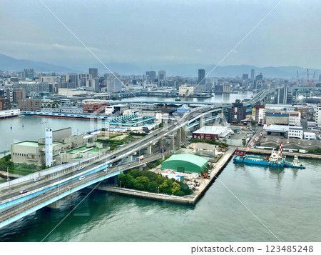 從福岡市博多港塔眺望的景色（福岡縣福岡市） 123485248