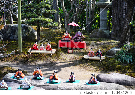 Gokasho Hina Doll Tour 123485266