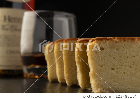 Brandy cake and brandy 123486114