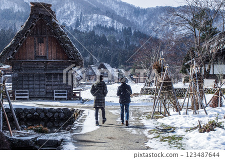 People walking in Shirakawa-go People walking in Shirakawa-go 123487644