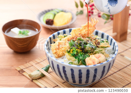 Taste of Spring: Rapeseed Blossoms and Shrimp Tempura Bowl Taste of Spring: Rapeseed Blossoms and Shrimp Tempura Bowl 123490030