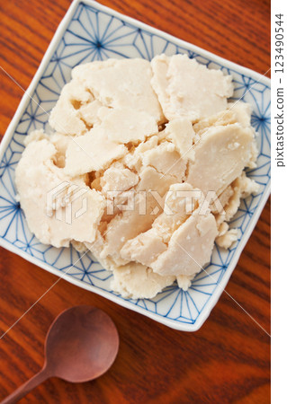 Sake lees - a traditional Japanese fermented food and healthy ingredient Sake lees - a traditional Japanese fermented food and healthy ingredient 123490544