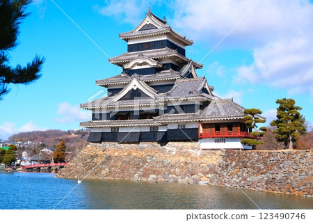 Matsumoto Castle [Nagano Prefecture] 123490746