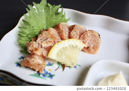 烤醃鱈魚子 123491028