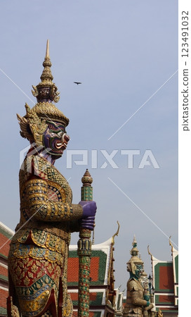 Giant statue as a symbol of Wat Phra Kaew, Thailand 123491032