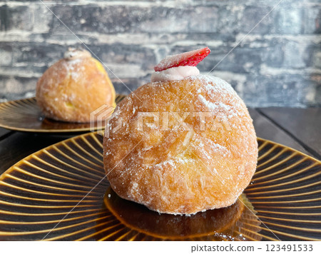 Strawberry whipped cream doughnut 123491533