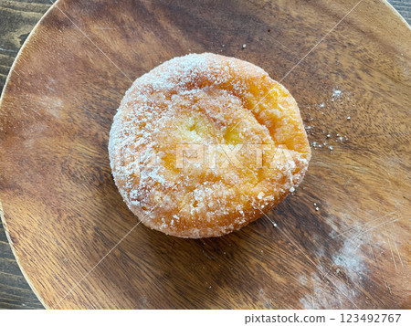 Freshly baked donuts: Fluffy donuts available in a variety of flavors. Freshly baked donuts: Fluffy donuts available in a variety of flavors. 123492767