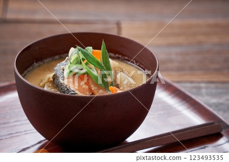 Kasu-jiru - a traditional Japanese soup made with sake lees 123493535