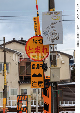 Railroad crossings and signs [IR Ishikawa Railway Mizushima Crossing] 123493746