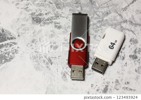 USB memory 123493924
