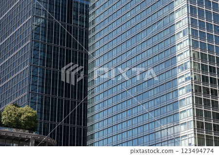 Landscape of the office town looking up at a skyscraper 123494774