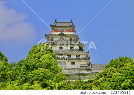 唐津城與天守閣（佐賀縣唐津市） 123495815