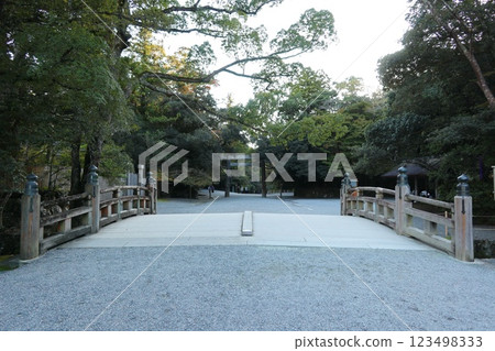 參拜伊勢神宮、伊勢神宮內殿 參拜伊勢神宮、伊勢神宮內殿 123498333