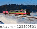 雪鄉歡樂線福井特有混色4節車廂電車，大埼站南拍照地點HF10 123500501