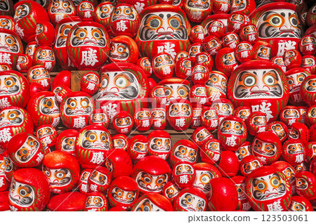 Osaka Minoh Katsuo-ji Temple Winning Daruma Dedication Shelf 123503061