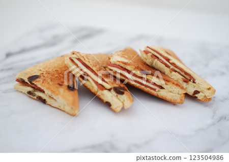 french toast french toast 123504986