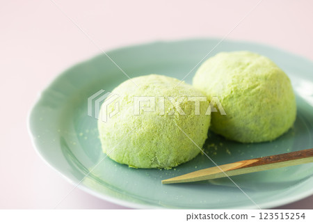 Spring Uguisu Mochi 123515254