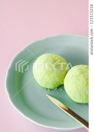 Spring Uguisu Mochi 123515258