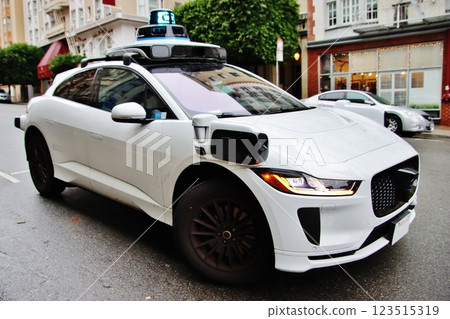 自動駕駛汽車:Waymo(舊金山) 自動駕駛汽車:Waymo(舊金山) 123515319