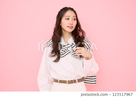 春季時尚肖像 春季時尚肖像 123517967