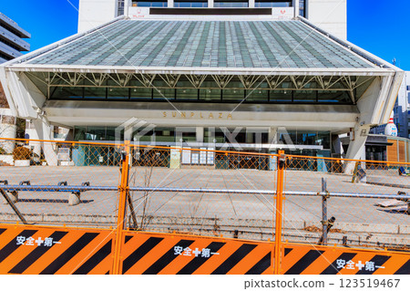 Tokyo, Nakano Ward, Nakano Station North Exit, Former site of Nakano Sun Plaza, where redevelopment has been postponed 123519467
