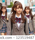 三位日本女高中生 123519487