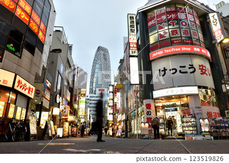 Shinjuku West Exit food district on a cloudy afternoon Shinjuku West Exit food district on a cloudy afternoon 123519826
