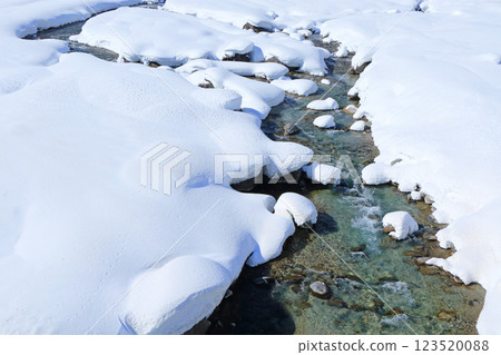 Hakuba's Winter: Snowy Mountain Stream Hakuba's Winter: Snowy Mountain Stream 123520088