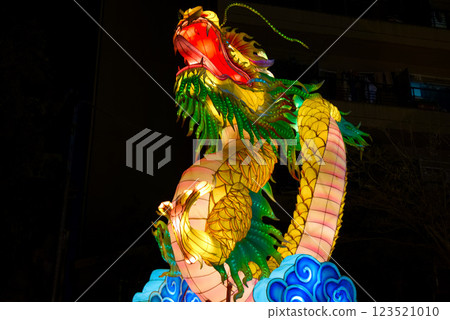 橫濱中華街春節祭睡魔 123521010