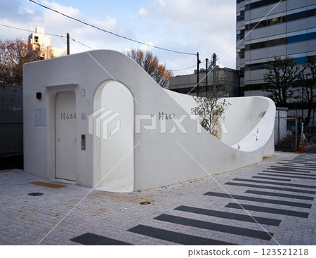 Modern public toilets in Shinjuku 123521218