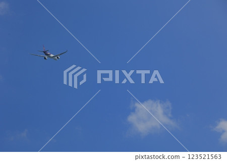 Summer blue sky and white clouds 123521563