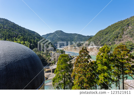 丘山洞、商店及週邊地區 「丘山洞:3億年前地球創造的自然之謎」 球磨郡球磨村 丘山洞、商店及週邊地區 「丘山洞:3億年前地球創造的自然之謎」 球磨郡球磨村 123521911