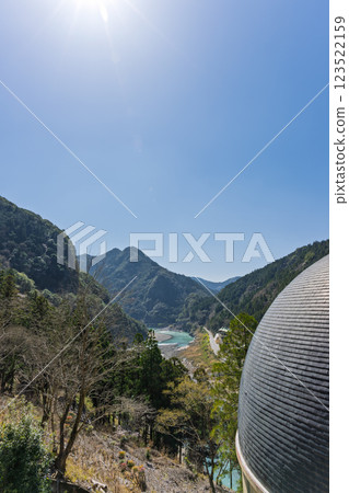 從丘山洞望去的球磨川風景 「3億年前地球創造的自然奇蹟-大鐘乳洞『丘山洞』」 球磨郡球磨村 從丘山洞望去的球磨川風景 「3億年前地球創造的自然奇蹟-大鐘乳洞『丘山洞』」 球磨郡球磨村 123522159