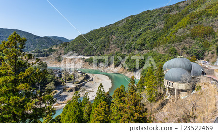 從丘山洞周圍眺望球磨川 「丘山洞，3億年前地球創造的自然奇蹟」 球磨郡球磨村 123522469