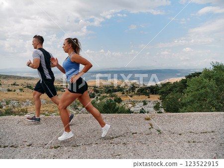 Mountain Bliss: Capturing the Joy of Morning Trail Running 123522915
