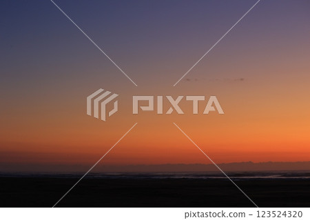 Sunrise stained orange 123524320