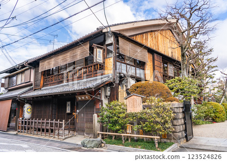 Teradaya Inn, a boathouse in Fushimi, Kyoto City (the site of the Teradaya Incident during the Meiji Restoration) 123524826